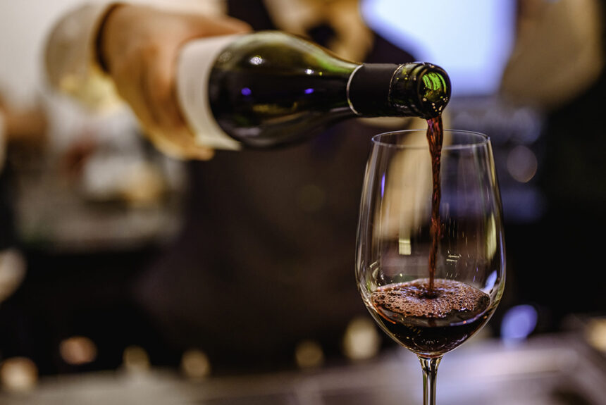 Il Vino: Una Tradizione Millenaria da Scoprire Il Vino: Una Tradizione Millenaria da Scoprire